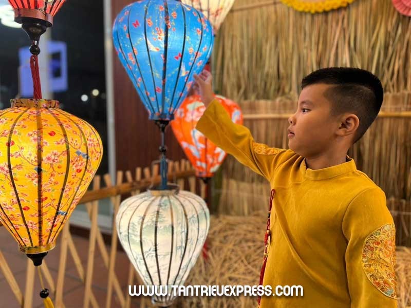 5 loại quần áo thường được gửi đi Mỹ dịp tết